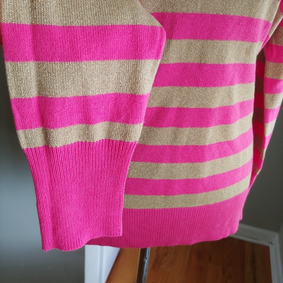 New York & Co. Striped V-neck Sweater Size Large - Picture 4 of 10